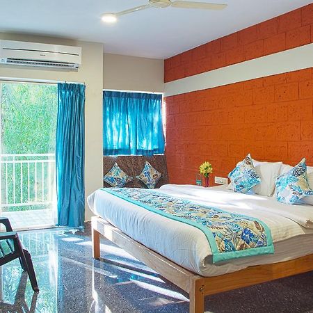 Blue Ocean Sands - On The Beach Kumta Luaran gambar